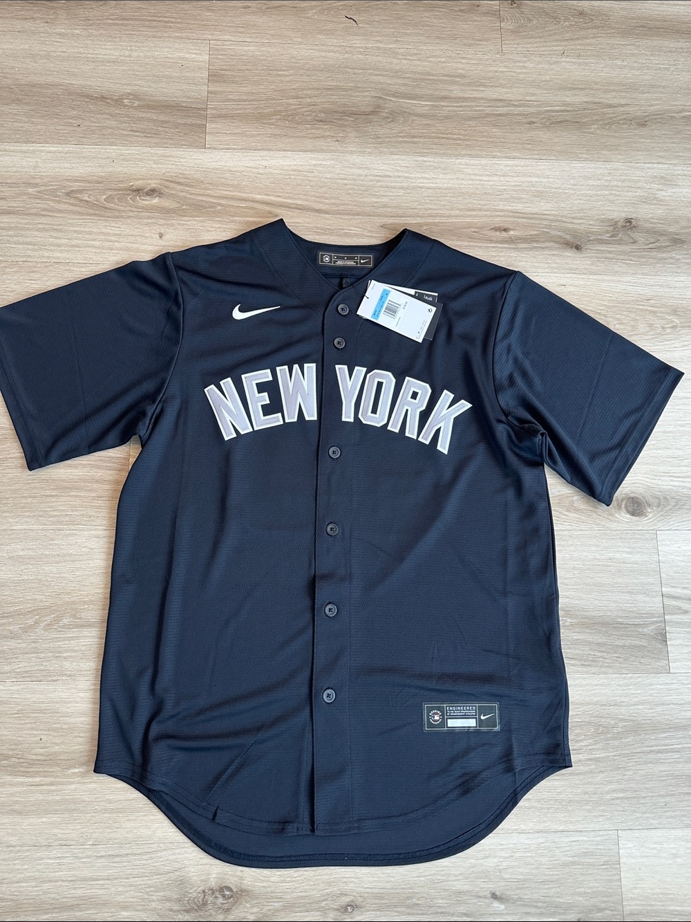 Nike Black New York Yankees Aaron Judge #99 Jersey - Picture 7 of 7
